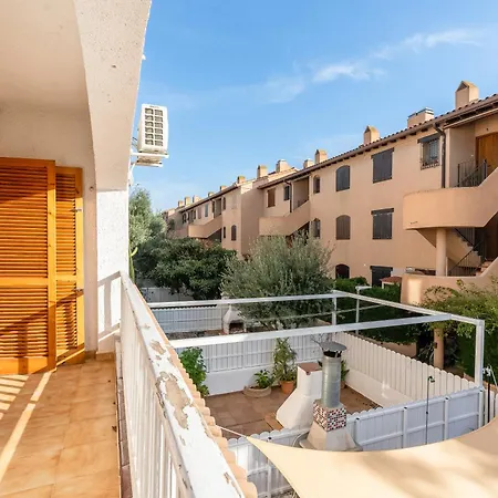 House Apartment *