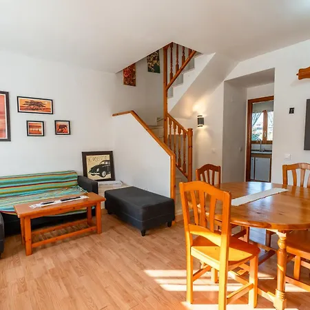 House Apartment *